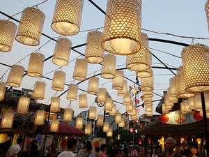 Ảnh: 400 đèn lồng lung linh đón trung thu ở Hà Nội