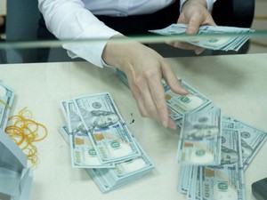 Tỷ giá ngày 27.9: Fed tăng lãi suất, giá USD “chạm” ngưỡng 23.400 đồng