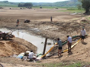 Chuyện lạ Đắk Lắk: Nơi lũ kinh hoàng, nơi 1.000 ha cây trồng "khát nước"