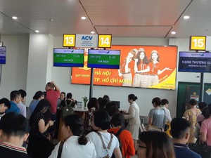 VietnamAirlines “tố” việc niêm yết giá vé sai quy định, Vietjet Air nói gì?