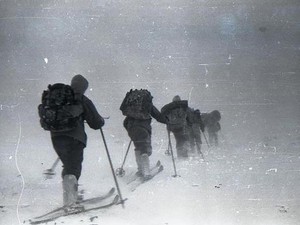 Nga: 9 người leo núi bị sinh vật khổng lồ “như người tuyết Yeti” giết chết?