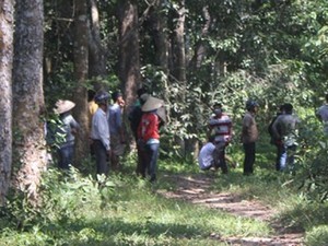 Phát hiện một phó bí thư đoàn xã chết bất thường trên đồi