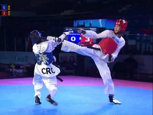 Nữ võ sĩ taekwondo Kim Ngân bất ngờ “lên đỉnh” thế giới