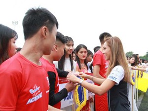 Khai mạc giải bóng đá học sinh Hà Nội tranh Cup Number 1 Active
