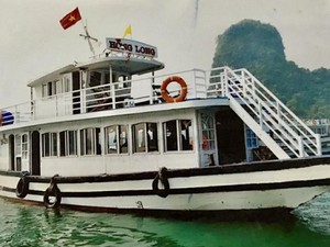 Quảng Ninh: Đình chỉ 2 tàu du lịch vì "nhập nhèm" tính phí bữa ăn