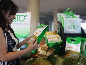 Triết lý "6 cây 2 con" ở Quảng Trị: Trồng lúa sạch, dược liệu giá cao