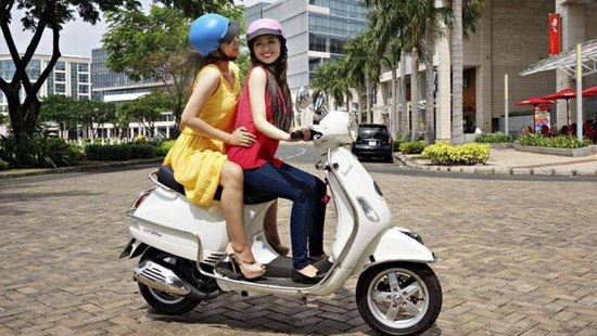 Những lỗi cơ bản của phụ nữ khi đi xe tay ga - Ảnh 3. Những lỗi cơ bản của phụ nữ khi đi xe tay ga - Ảnh 3.