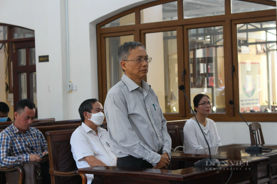 Thiếu trách nhiệm gây &quot;thất thoát&quot; 1.350 tỷ đồng, cựu Giám đốc NHNN tỉnh Đồng Nai bị đề nghị 6-7 năm tù - Ảnh 1.