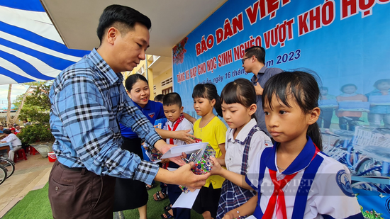 Nữ Chủ tịch dành hết tâm huyết làm việc thiện, lan tỏa yêu thương ở Bình Định - Ảnh 2.