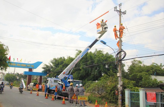 Cảnh báo mạo danh nhân viên ngành điện lừa khách hàng chia sẻ đường link để nhận tiền - Ảnh 3.