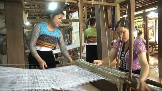 Giữ nghề truyền thống, giúp người dân xứ Mường làm giàu - Ảnh 5.