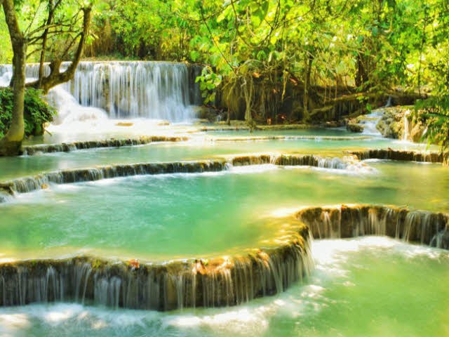 Phong cảnh đẹp ở Lào khiến du khách xao lòng