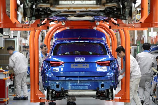 Doanh số ô tô Trung Quốc lao dốc 8,2% trong năm 2019, dự kiến giảm tốc trong 5 năm tiếp theo - Ảnh 1.