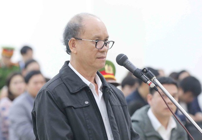 Đề nghị phạt 25-27 năm tù với Phan Văn Anh Vũ và cựu Chủ tịch Đà Nẵng - Ảnh 1.