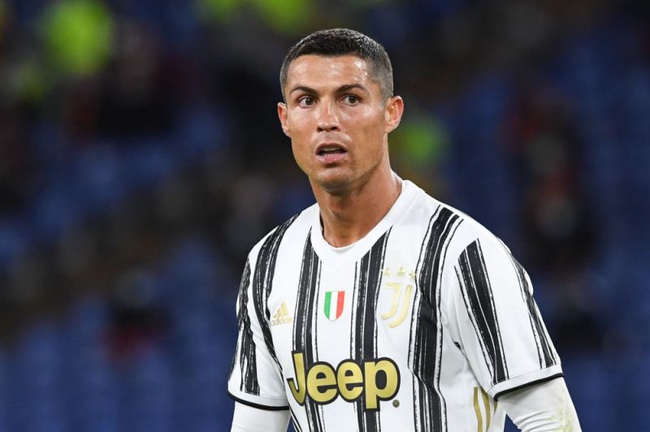 Khơi mào việc... bỏ cách ly tại Juve, Ronaldo đối diện án phạt nặng - Ảnh 2.