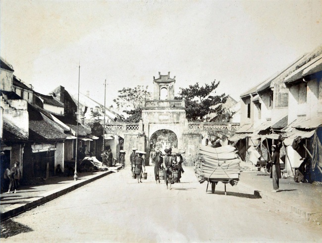 Loạt ảnh quý về Hà Nội xưa qua ống kính nhiếp gia Pháp - Ảnh 3.