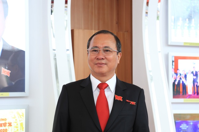 Ông Trần Văn Nam tái đắc cử Bí thư Tỉnh uỷ Bình Dương - Ảnh 1.