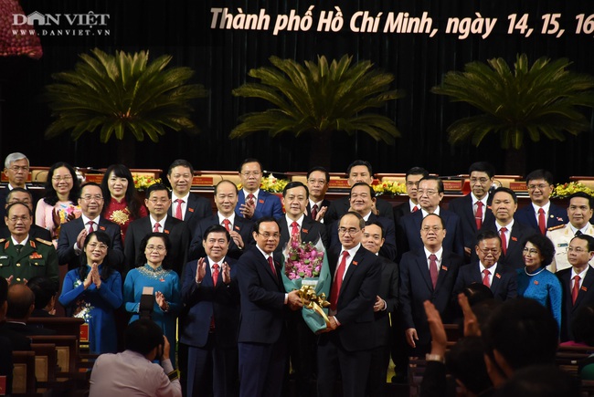 Bí thư Thành ủy TP.HCM Nguyễn Văn Nên nhận trọng trách lớn lao trước nhân dân thành phố - Ảnh 2.
