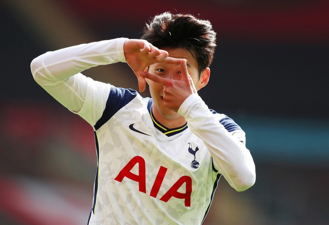 Son Heung-min bay cao dưới thời Mourinho