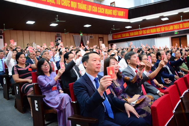 Đại hội Đảng bộ TT- Huế: Sử dụng hiệu quả các nguồn lực để xây dựng tỉnh trở thành thành phố T.Ư  - Ảnh 1.