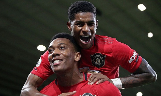 Rashford giúp Martial lấy lại sự tự tin