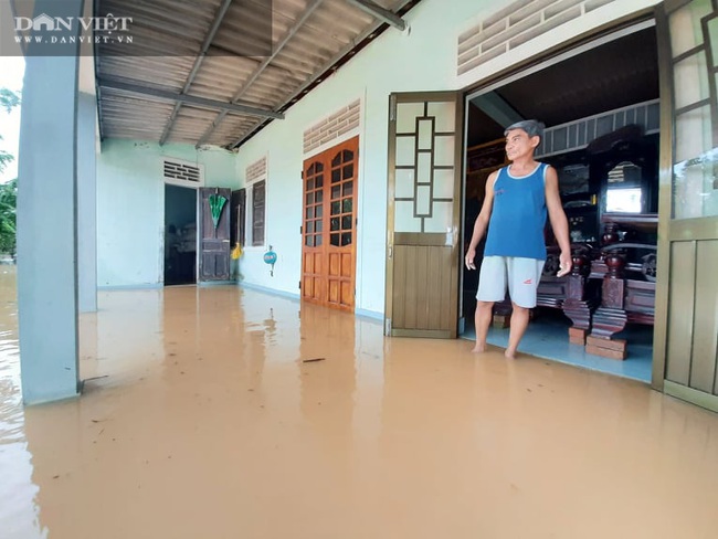 Quảng Trị: Không có lũ lụt nhưng nhiều nhà dân vẫn bị ngập nặng - Ảnh 3.