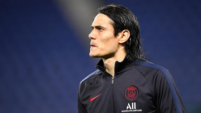 Cavani chuẩn bị đối đầu với đội bóng cũ PSG