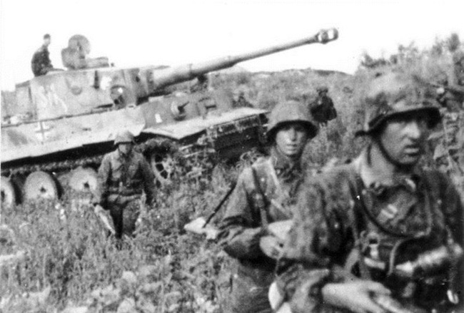 Lính Liên Xô liều chết diệt tăng Tiger trong trận đánh tháng 7 &quot;đẫm máu&quot; - Ảnh 3.