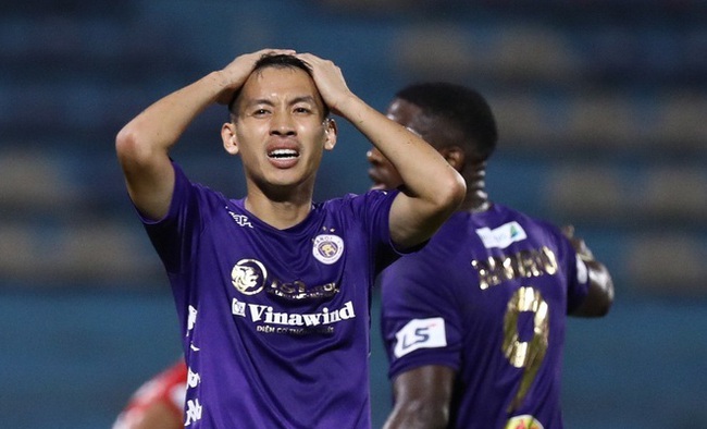 Hà Nội FC đối mặt nguy cơ lớn trở thành cựu vương