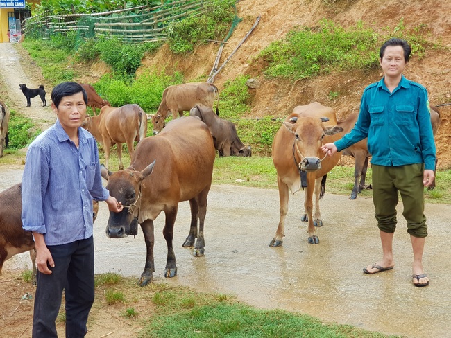 Loạt bài Xóa bản trắng Đảng viên ở vùng cao Tây Bắc - Bài 2: Lời Đảng xua tan những tiếng khèn lạc điệu - Ảnh 1.