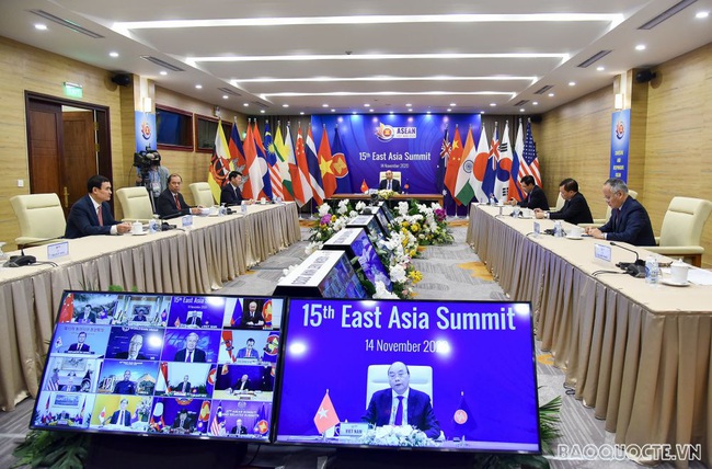 EAS kêu gọi tránh làm phức tạp tình hình Biển Đông - Ảnh 1.