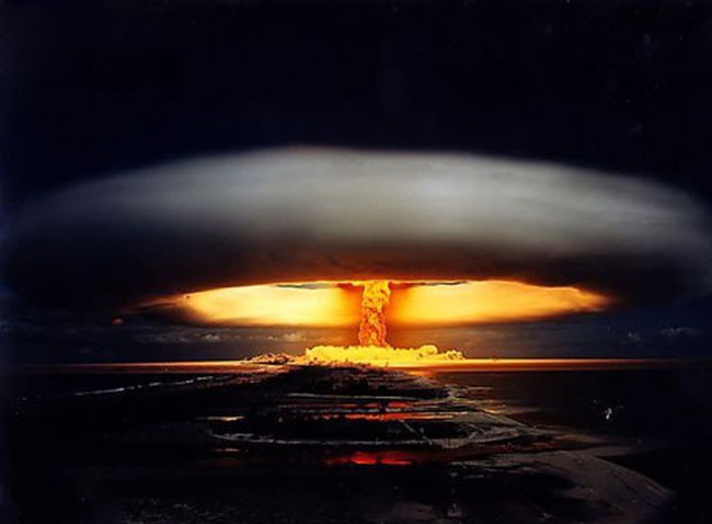 Mỹ và kế hoạch chế tạo vũ khí kinh hoàng hơn bom nguyên tử - Ảnh 1.