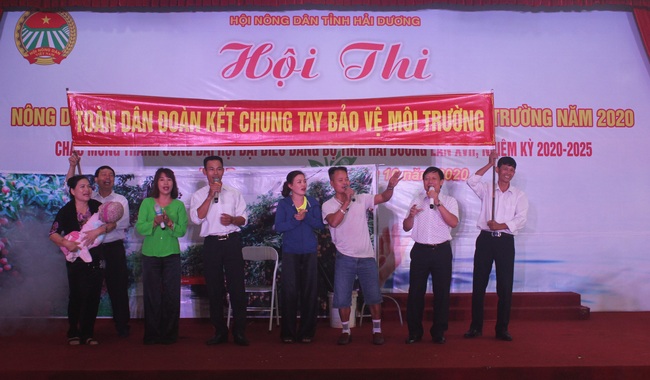 Học luật môi trường đơn giản, sinh động với nông dân - Ảnh 1.