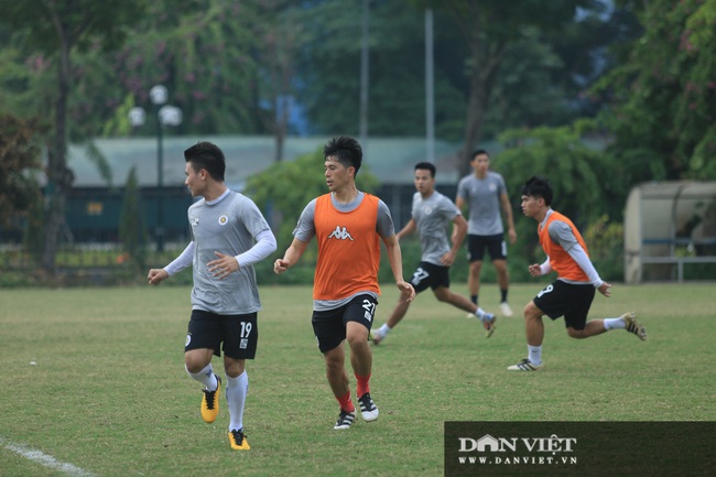 Tân binh Geovane ra mắt, Đình Trọng trở lại tập luyện cùng Hà Nội FC - Ảnh 3.