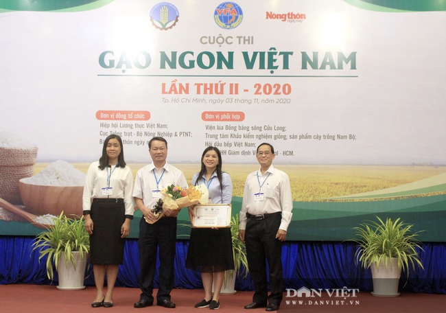 Cận cảnh chuyên gia đi tìm loại gạo ngon nhất Việt Nam 2020 - Ảnh 14.