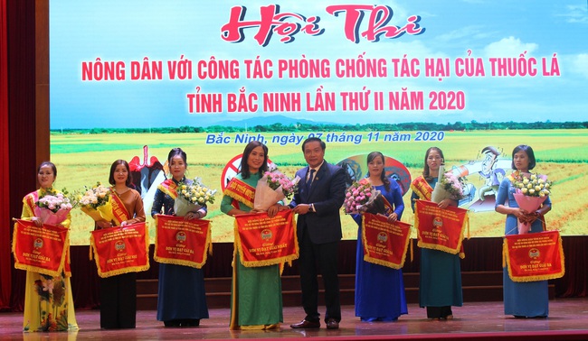 Bắc Ninh: Hơn 100 nông dân dự hội thi về phòn chống tác hại của thuốc lá - Ảnh 1.