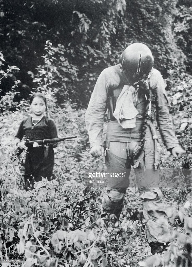 Ảnh lịch sử để đời về các nữ quân nhân Việt Nam - Ảnh 8.