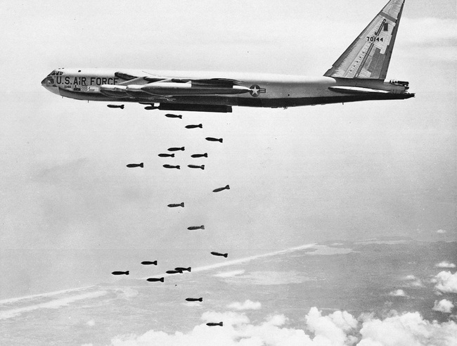 Lý do Mỹ không thể dùng bom hạt nhân ở Việt Nam - Ảnh 11.