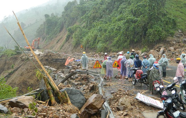 Tọa đàm &quot;Tái cơ cấu nông nghiệp miền Trung sau bão lũ&quot;: Hỗ trợ nhanh nhất, đúng nhất - Ảnh 5.