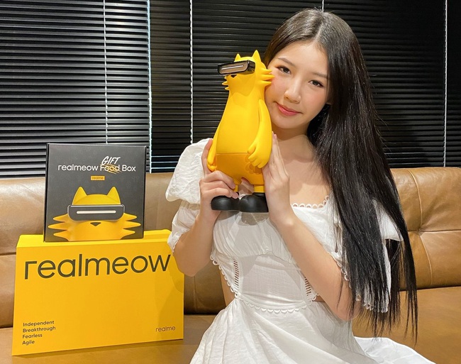 Realmeow - Linh vật mới Realme dành cho giới trẻ - Ảnh 1.