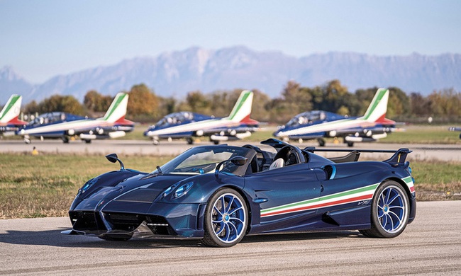 Pagani Huayra Tricolore 