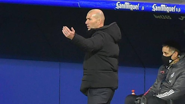 Real Madrid đại thắng Eibar, Zidane hạnh phúc như đang đi trên mây - Ảnh 1.