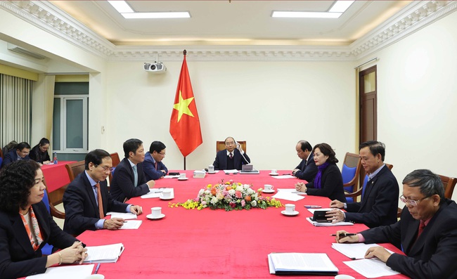 Thủ tướng Nguyễn Xuân Phúc điện đàm với Tổng thống Trump về chính sách tiền tệ của Việt Nam - Ảnh 1.