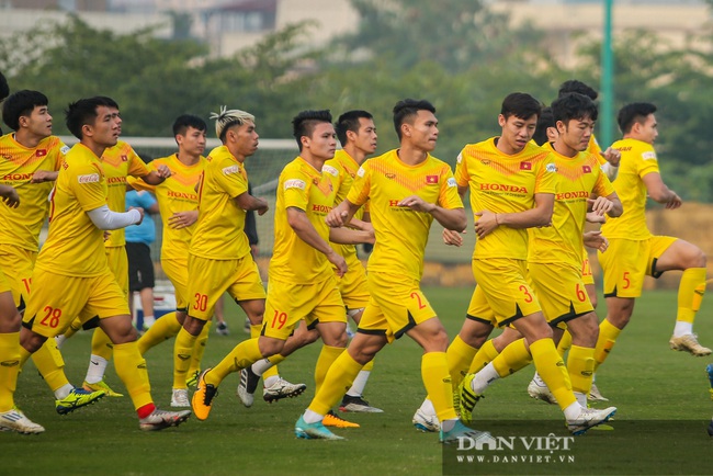Thầy Park gặp riêng Công Phượng trước trận tái đấu U22 Việt Nam - Ảnh 7.