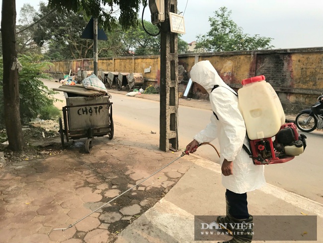 154 nhân viên thú y Hà Nội bị mất việc: “Làm thế này chẳng khác nào đưa chúng tôi vào đường cùng” - Ảnh 1.