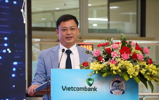 Vietcombank ra mắt giải pháp thanh toán dịch vụ y tế trực tuyến tại Bệnh viện T.Ư Huế - Ảnh 2.
