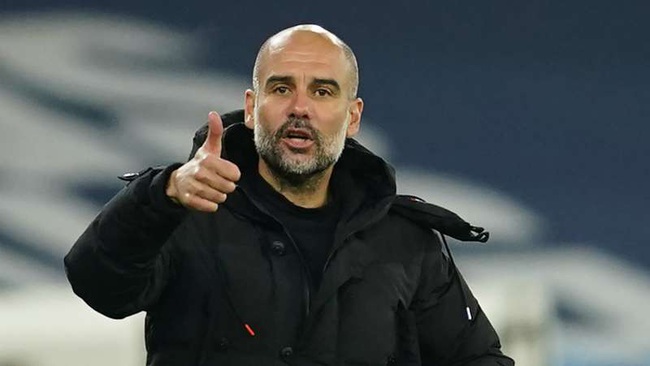 HLV Guardiola làm điều chưa từng có.