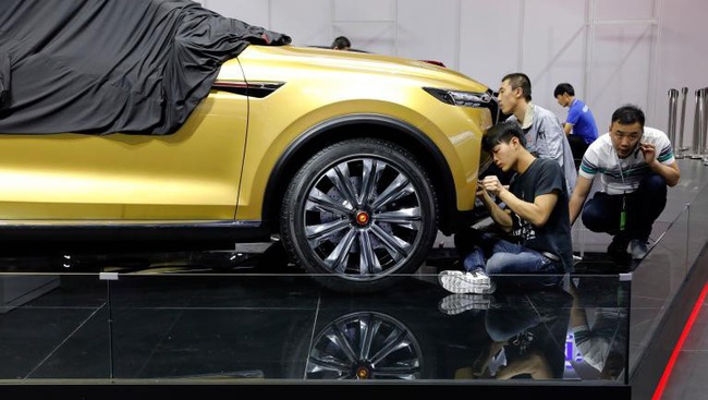 Dịch virus corona đe dọa tham vọng sản xuất ô tô điện của Trung Quốc - Ảnh 1.