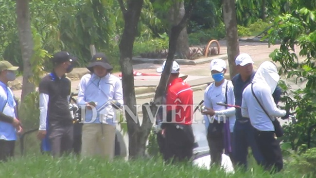 VIDEO: Trái Chỉ thị Thủ tướng, sân Golf Kim Bảng (Hà Nam) tấp nập khách - Ảnh 3.