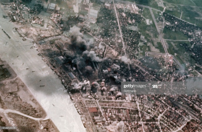 Cảnh tượng hủy diệt khủng khiếp của bom Mỹ ở Việt Nam - Ảnh 8.